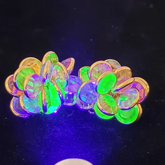 Vintage Pastel Crystal Cluster Earrings Uranium Glass Multi-layer - Picture 6 of 9